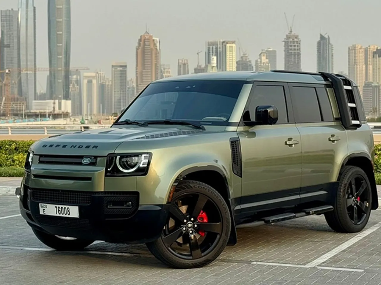 Land Rover Land Rover Defender 110 X-Dynamic 2024